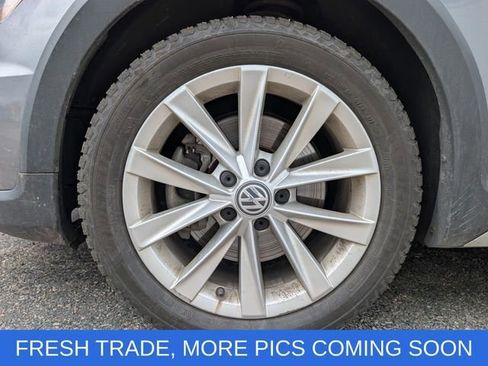 Used 2017 Volkswagen Golf Alltrack S AWD/4WD image 10