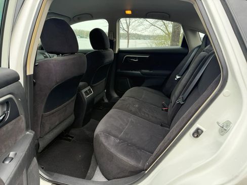 Used 2013 Nissan Altima 2.5 SV image 11