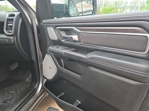 Used 2025 RAM 1500 Laramie w/ Night Edition AWD/4WD image 92