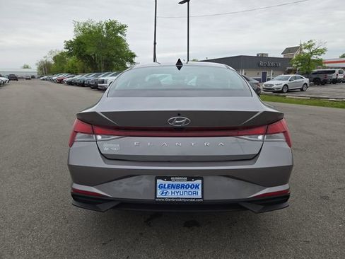 Certified 2023 Hyundai Elantra SEL w/ Convenience Package FWD image 7