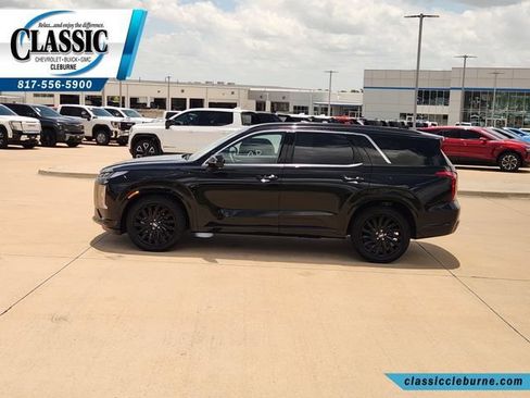 Used 2025 Hyundai Palisade Calligraphy AWD/4WD image 7
