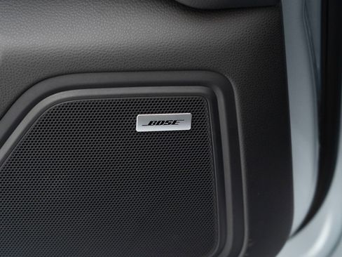 Certified 2025 Porsche Macan image 22