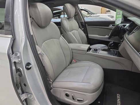 Used 2017 Genesis G80 3.8 w/ Option Group 03 RWD image 10