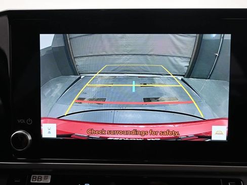 Used 2025 Toyota Camry SE FWD image 22