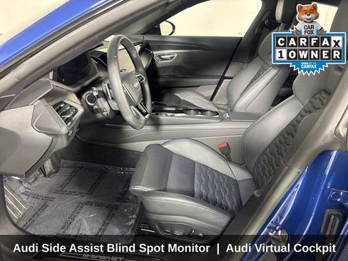 Used 2023 Audi e-tron GT Prestige w/ Prestige Package image 11