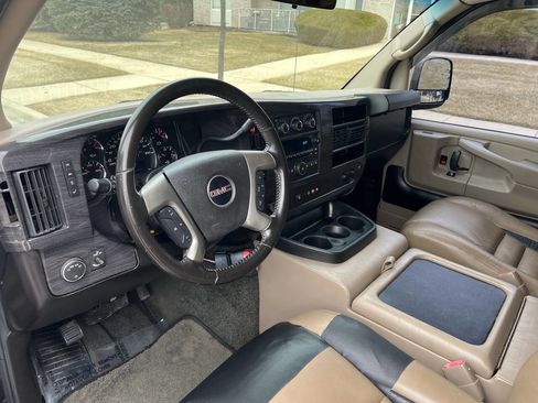 Used 2014 GMC Savana 1500 image 11