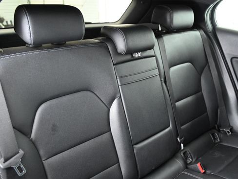 Used 2016 Mercedes-Benz GLA 250 4MATIC image 35