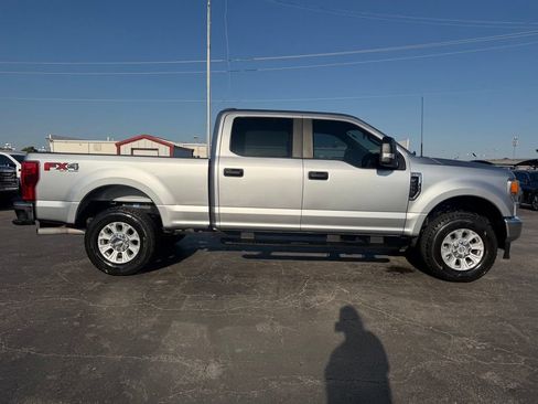 Used 2022 Ford F250 XL w/ STX Appearance Package AWD/4WD image 4