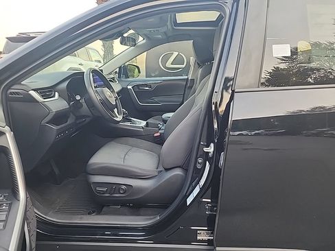 Used 2023 Toyota RAV4 XLE w/ Convenience Package AWD/4WD image 8