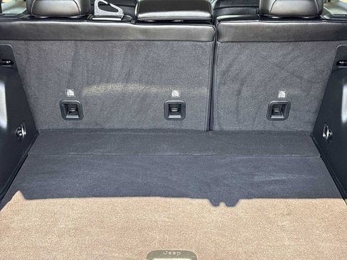 Certified 2022 Jeep Cherokee Latitude AWD/4WD image 19