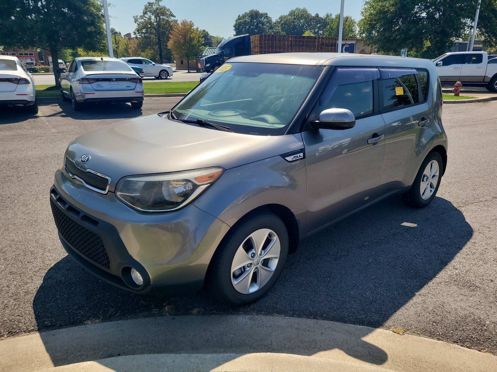 Used 2015 Kia Soul FWD image 7
