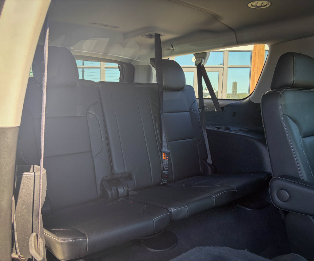 Used 2020 Chevrolet Suburban Premier AWD/4WD image 21