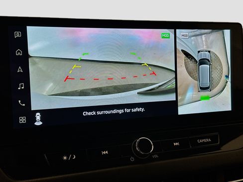 Used 2025 Mitsubishi Outlander SE image 23