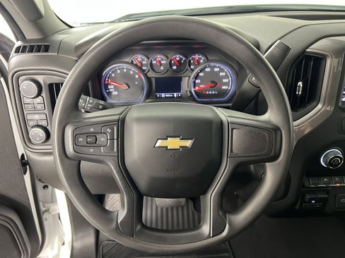 Used 2023 Chevrolet Silverado 1500 Custom AWD/4WD image 25