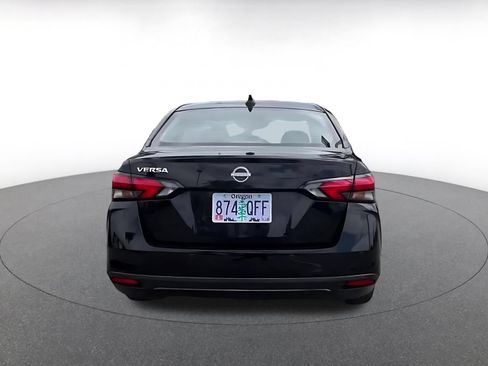 Used 2025 Nissan Versa SV FWD image 12