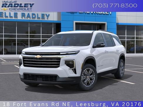 New 2026 Chevrolet Traverse LT image 8