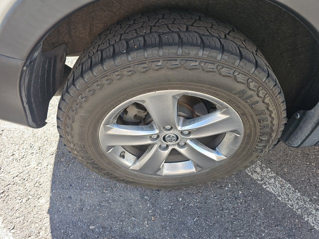 Used 2015 Toyota RAV4 XLE FWD image 16