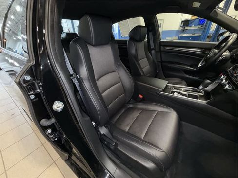 Used 2020 Honda Accord Sport image 16