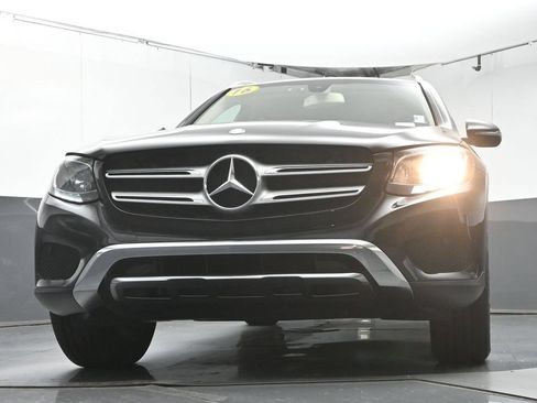 Used 2016 Mercedes-Benz GLC 300 4MATIC image 32