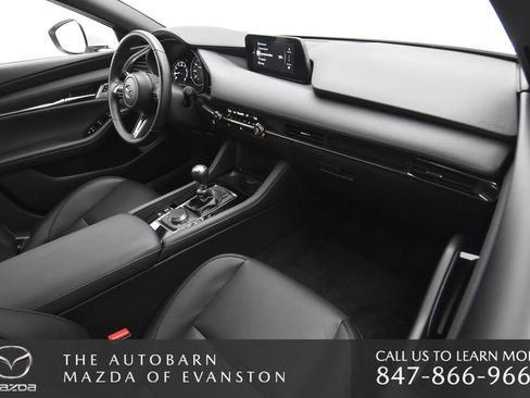 Certified 2025 MAZDA MAZDA3 2.5 S Hatchback w/ Premium Pkg image 24