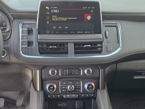 Used 2024 GMC Yukon XL AT4 w/ AT4 Premium Package image 24