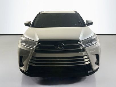 Used 2019 Toyota Highlander XLE