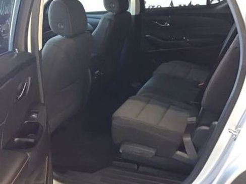 Used 2019 Chevrolet Traverse LS image 8