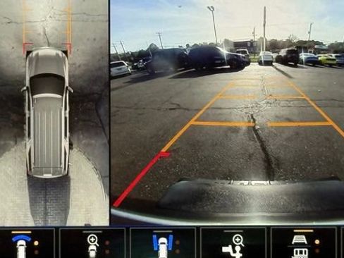 Used 2023 Chevrolet Tahoe High Country image 37