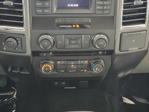 Used 2015 Ford F150 XLT w/ Equipment Group 301A Mid AWD/4WD image 22