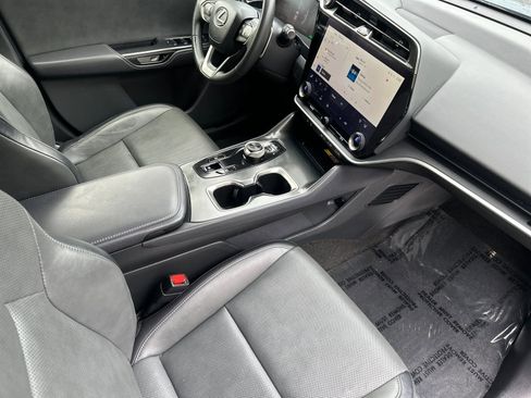 Used 2023 Lexus RZ 450e Premium w/ Technology Package image 17