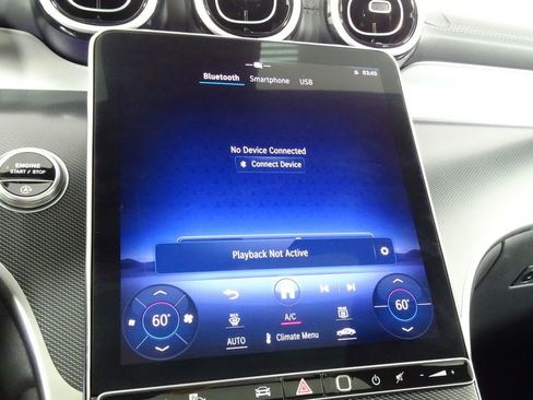 Used 2024 Mercedes-Benz GLC 300 image 38