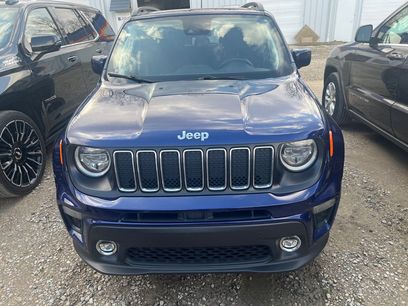 Used 2021 Jeep Renegade Latitude w/ Luxury Group I