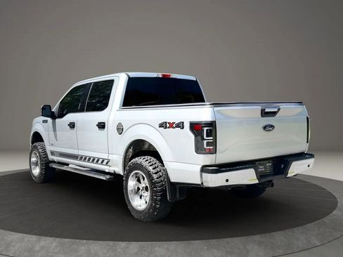 Used 2017 Ford F150 XLT w/ Equipment Group 302A Luxury AWD/4WD image 4