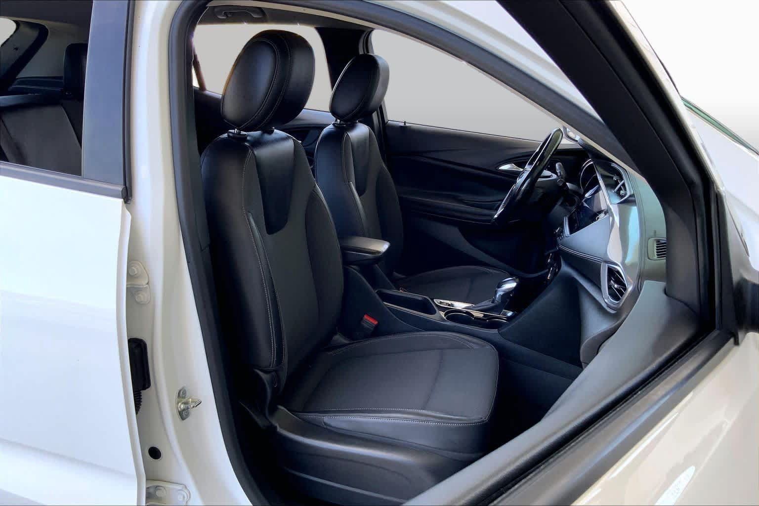 Used 2020 Buick Encore GX Preferred FWD image 9