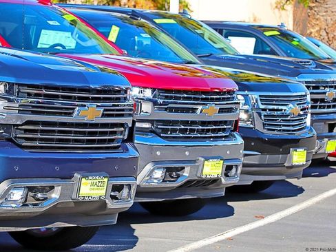 Used 2022 Chevrolet Silverado 1500 Custom w/ LPO, Dark Essentials Package AWD/4WD image 46