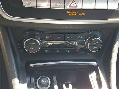 Used 2020 Mercedes-Benz GLA 250 GLA 250 image 17