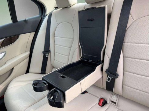 Used 2018 Mercedes-Benz C 300 4MATIC Sedan image 23