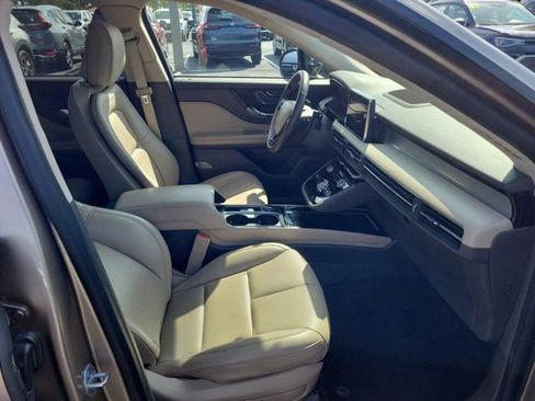 Used 2020 Lincoln Corsair FWD image 6