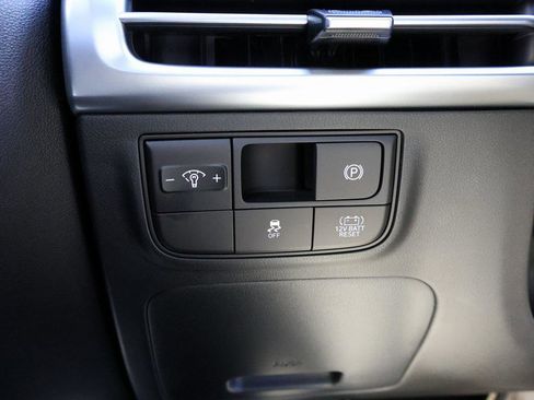 New 2026 Hyundai Tucson Blue SE image 31