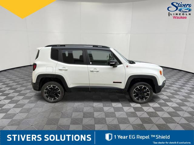 Used 2023 Jeep Renegade Trailhawk AWD/4WD image 5