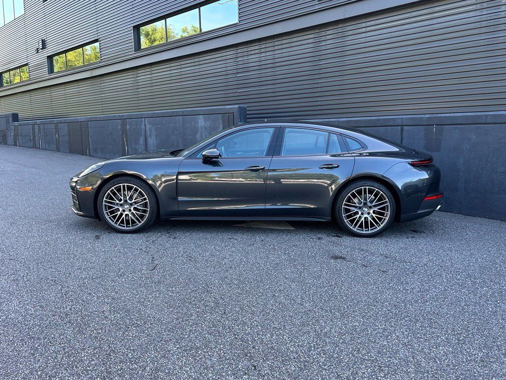 Certified 2026 Porsche Panamera 4 AWD/4WD image 7