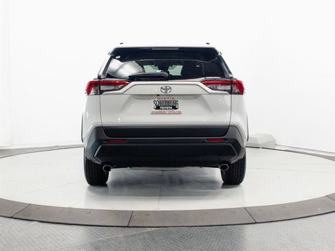 Certified 2025 Toyota RAV4 XLE AWD/4WD image 9