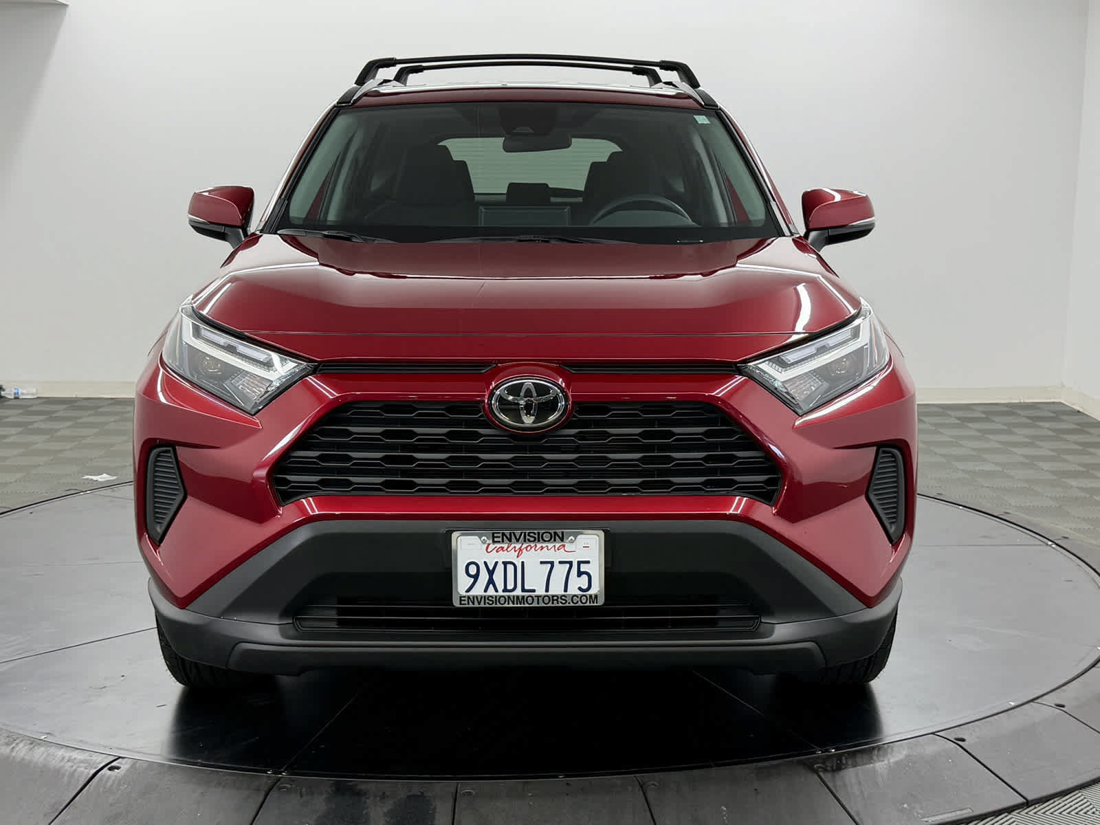 Used 2025 Toyota RAV4 LE AWD/4WD image 5