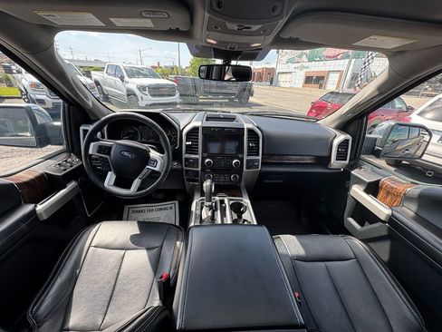 Used 2018 Ford F150 Lariat w/ Equipment Group 502A Luxury AWD/4WD image 30
