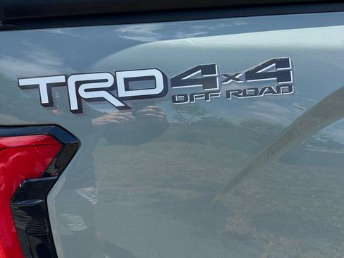 Used 2022 Toyota Tundra Limited w/ TRD Off-Road Package AWD/4WD image 6