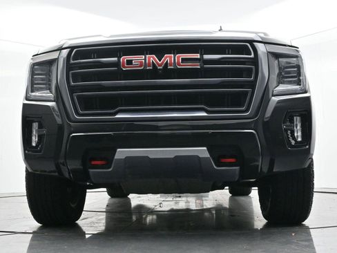 Used 2023 GMC Yukon AT4 w/ AT4 Premium Plus Package image 52