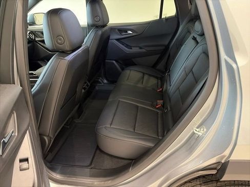 New 2026 Chevrolet Equinox LT w/ Convenience Package II FWD image 13