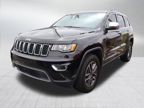 Used 2021 Jeep Grand Cherokee Limited w/ Luxury Group II image 3