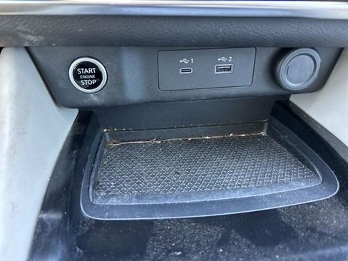 Used 2023 Nissan Rogue SL w/ SL Premium Package image 18