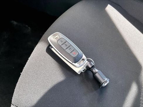 Certified 2024 Nissan Sentra SV FWD image 14